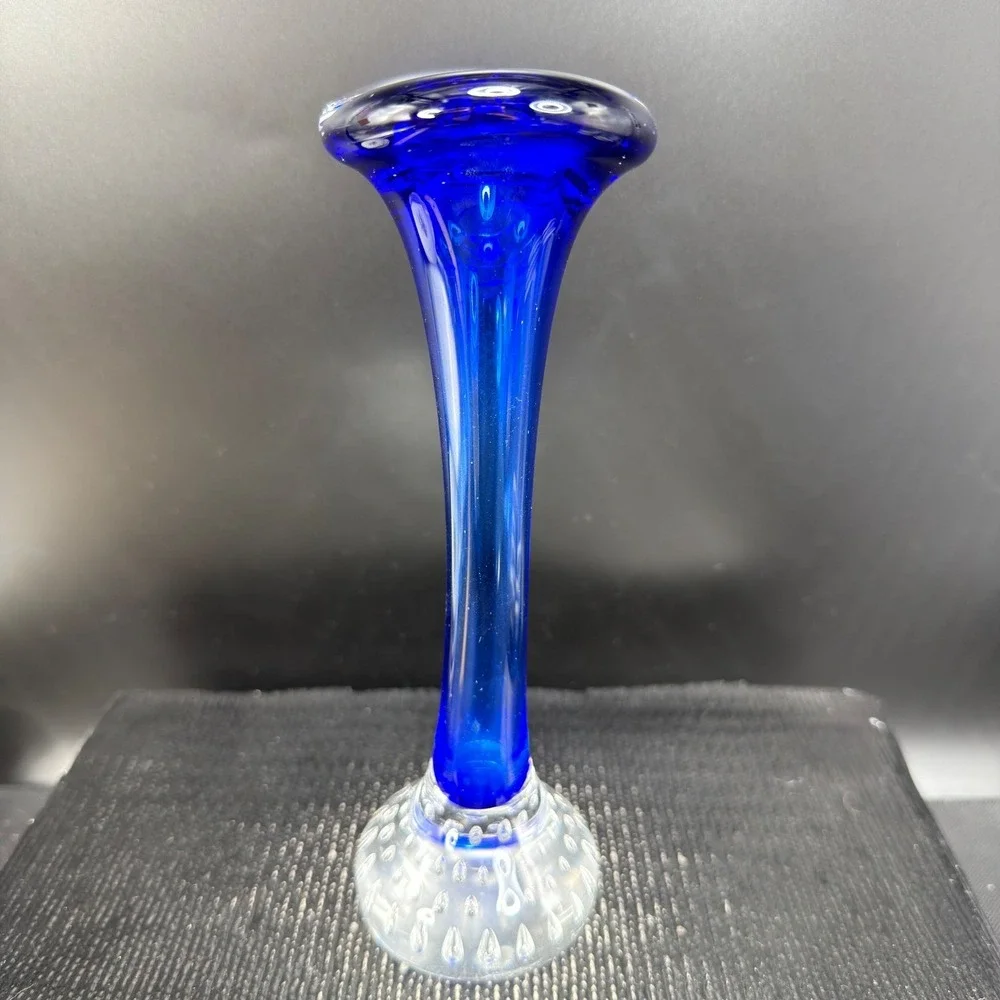 Aseda Glasbruk Cobalt Blue Art‎ Glass Vase Controlled Bubble Base Tri Corner Rim